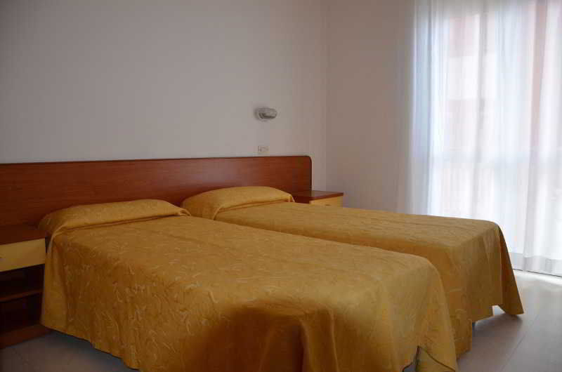 Hotel Carnaby Rimini Luaran gambar